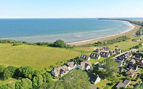 Strandhaus Mönchgut FeWo 06 strandnah (inkl.Sauna- u.Schwimmbadnutzung im AHOI Sellin)